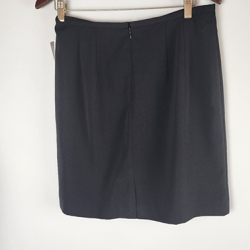 NORTON MCNAUGHTON WOMEN'S BLACK LINED SKIRT SIZE 12 PETITE - Picture 2 of 5